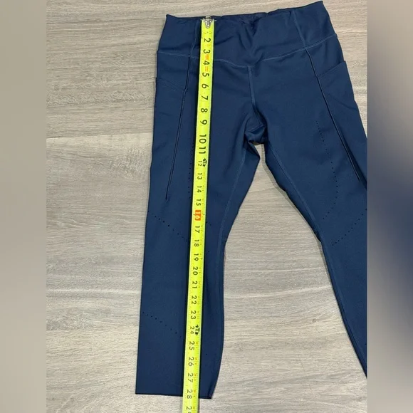 Brooks Spark Capri Navy Blue Women’s Medium - Picture 10 of 11